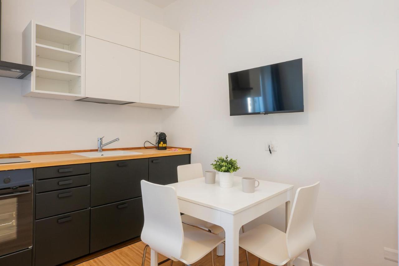 I Host Apartment - Fiuggi 59 Milan Extérieur photo
