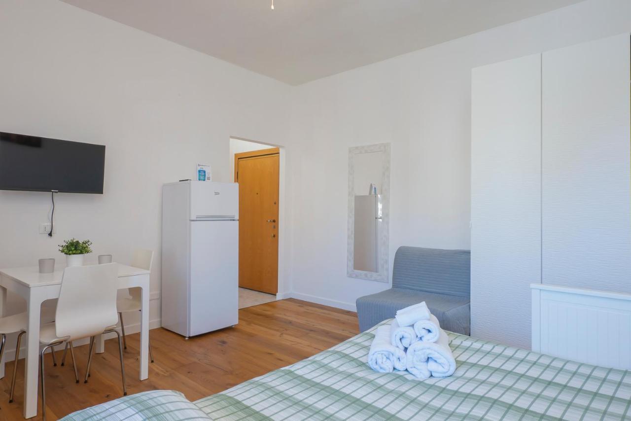 I Host Apartment - Fiuggi 59 Milan Extérieur photo