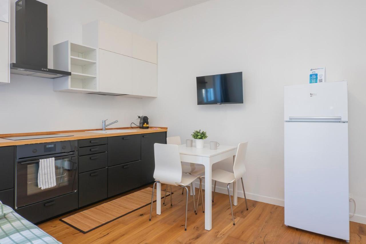 I Host Apartment - Fiuggi 59 Milan Extérieur photo